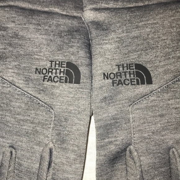 Brand New The North Face U|R Powered Gray Gloves - Picture 2 of 10
